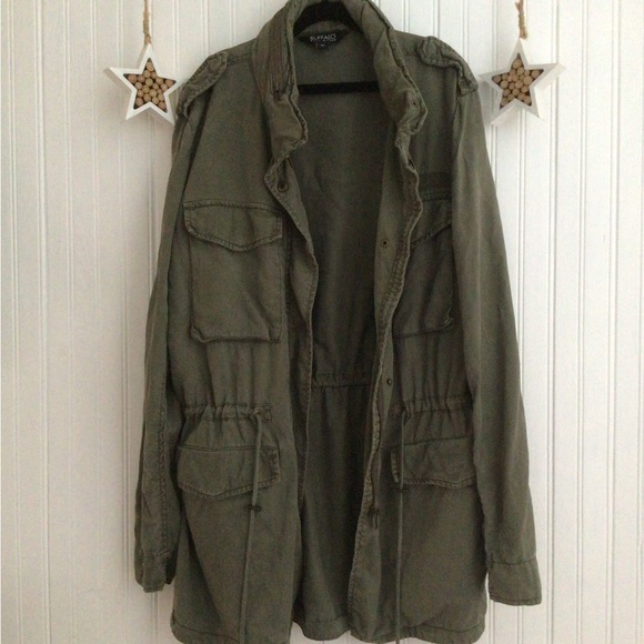 Coat 🧥 BUFFALO - Picture 3 of 6